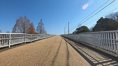 gx010369.mp4_snapshot_01.56_thumb.jpg