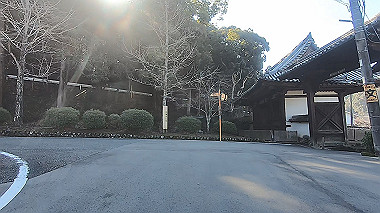 gx010406.mp4_snapshot_00.17_thumb.jpg