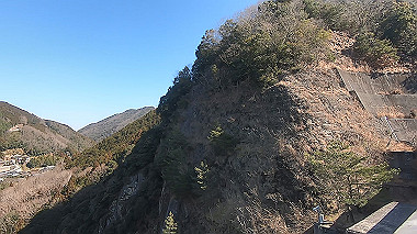 gx010415.mp4_snapshot_00.07_thumb.jpg