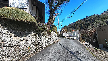 gx010420.mp4_snapshot_00.23_thumb.jpg