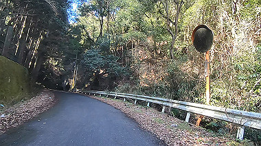 gx010423.mp4_snapshot_02.03_thumb.jpg