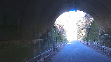 gx010423.mp4_snapshot_03.13_thumb.jpg