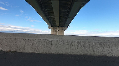 gx010511.mp4_snapshot_00.16_thumb.jpg