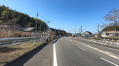 gx010549.mp4_snapshot_01.05_thumb.jpg