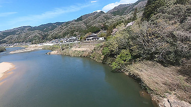 gx010761.mp4_snapshot_00.10_thumb.jpg