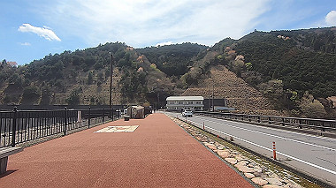 gx010816.mp4_snapshot_00.00_thumb.jpg