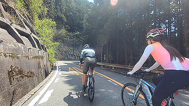 gx011025.mp4_snapshot_05.03_thumb.jpg