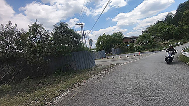 gx011030.mp4_snapshot_12.00_thumb.jpg