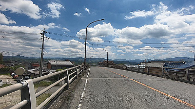 gx011033.mp4_snapshot_02.02_thumb.jpg