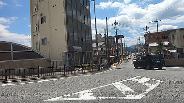 gx011033.mp4_snapshot_03.20_thumb.jpg