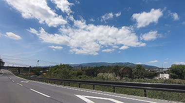 gx011047.mp4_snapshot_00.03_thumb.jpg