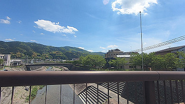 gx011057.mp4_snapshot_01.55_thumb.jpg