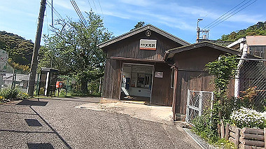 gx011069.mp4_snapshot_00.15_thumb.jpg