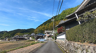 gx011071.mp4_snapshot_02.06_thumb.jpg