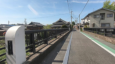gx011075.mp4_snapshot_00.46_thumb.jpg