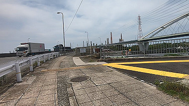 gx011154.mp4_snapshot_00.14_thumb.jpg