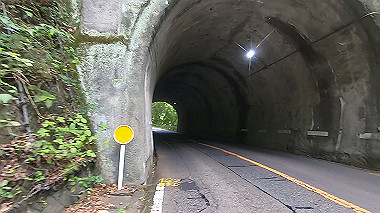 gx011282.mp4_snapshot_02.36_thumb.jpg