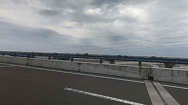 gx011317.mp4_snapshot_00.07_thumb.jpg