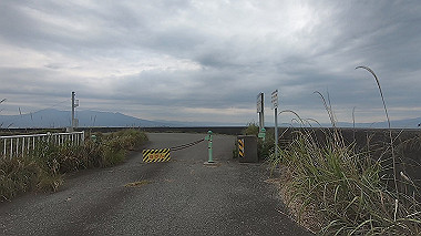 gx011327.mp4_snapshot_00.19_thumb.jpg