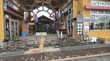 gx011332.mp4_snapshot_00.59_thumb.jpg