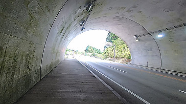 gx011375.mp4_snapshot_00.43_thumb.jpg