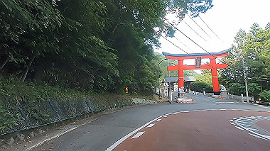 gx011395.mp4_snapshot_01.39_thumb.jpg