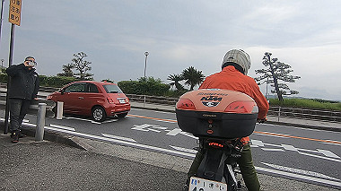 gx011400.mp4_snapshot_00.12_thumb.jpg