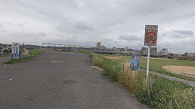 gx011472.mp4_snapshot_00.04_thumb.jpg