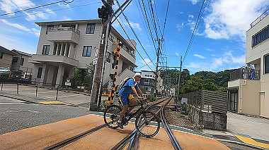 gx011527.mp4_snapshot_01.20_thumb.jpg