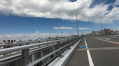 gx011540.mp4_snapshot_00.08_thumb.jpg