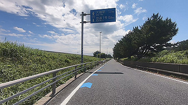 gx011553.mp4_snapshot_01.43_thumb.jpg