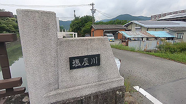 gx011582.mp4_snapshot_01.26_thumb.jpg