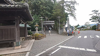 gx011644.mp4_snapshot_01.38_thumb.jpg