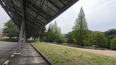 gx011708.mp4_snapshot_01.18_thumb.jpg
