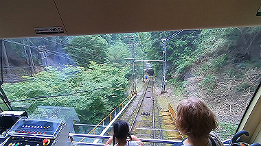 gx011775.mp4_snapshot_01.16_thumb.jpg
