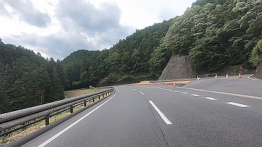 gx011794.mp4_snapshot_00.04_thumb.jpg