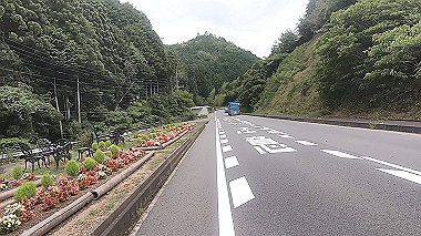 gx011801.mp4_snapshot_00.13_thumb.jpg
