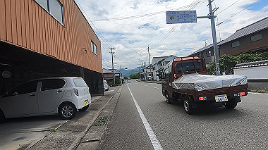 gx011817.mp4_snapshot_00.06_thumb.jpg