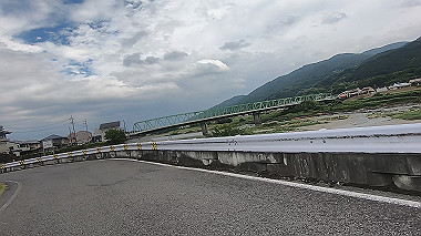 gx011827.mp4_snapshot_00.06_thumb.jpg