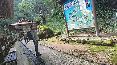 gx011902.mp4_snapshot_00.37_thumb.jpg
