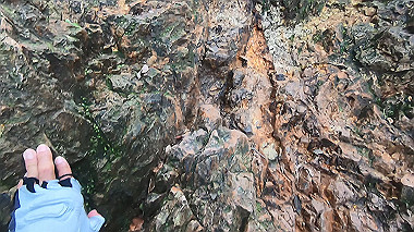 gx011907.mp4_snapshot_00.11_thumb.jpg
