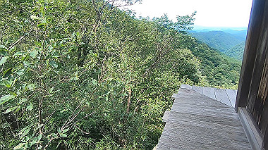 gx011912.mp4_snapshot_00.08_thumb.jpg