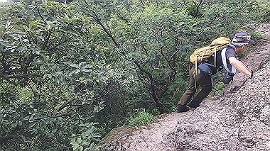 gx011912.mp4_snapshot_01.35_thumb.jpg