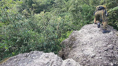 gx011913.mp4_snapshot_01.40_thumb.jpg
