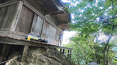 gx011916.mp4_snapshot_00.06_thumb.jpg