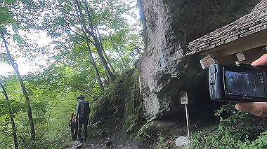 gx011920.mp4_snapshot_01.38_thumb.jpg