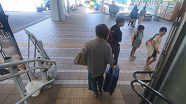 gx011955.mp4_snapshot_00.42_thumb.jpg