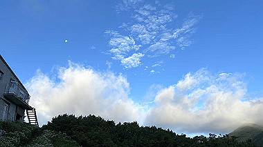 2024-08-23_05-51-26_250_thumb.jpg