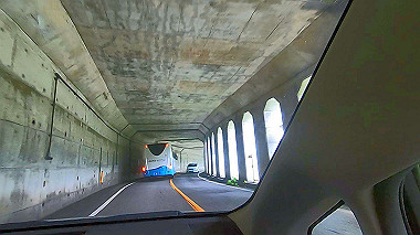 gx012030.mp4_snapshot_01.06_thumb.jpg