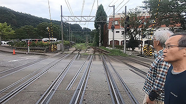 gx012032.mp4_snapshot_00.06_thumb.jpg